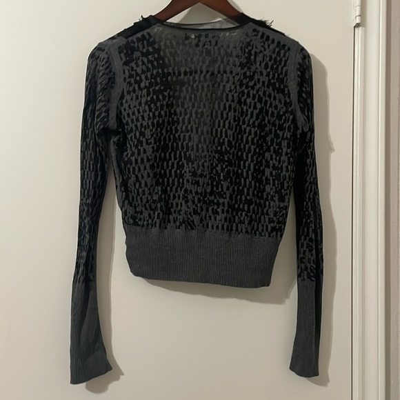 Simply Vera Vera Wang Black and Gray Cardigan Size M - Picture 2 of 6